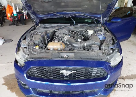 2016 Ford Mustang V6 z USA, uszkodzony, nr VIN 1FA6P8AM5G5283701